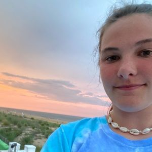 Meet your Posher, Addie